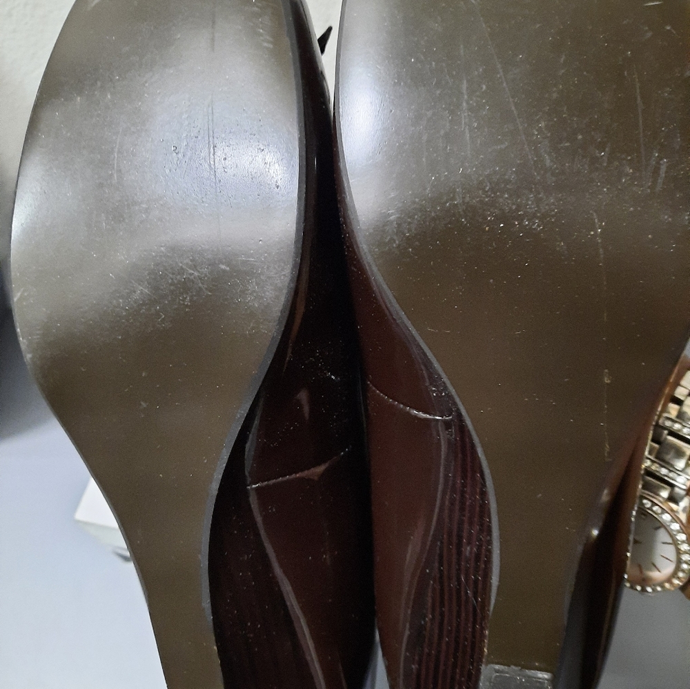 Shoes - Picture 7 of 7